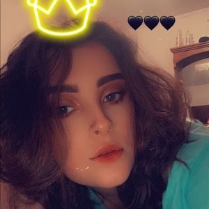 Meet your Posher, Cora